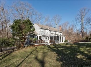 24 Hollow Tree Pl, Wilton, CT 06897