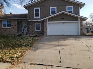 6625 Cypress Dr, Omaha, NE 68137