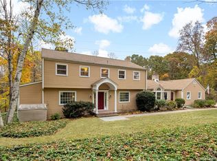 5 Hickory Ln, Weston, CT 06883
