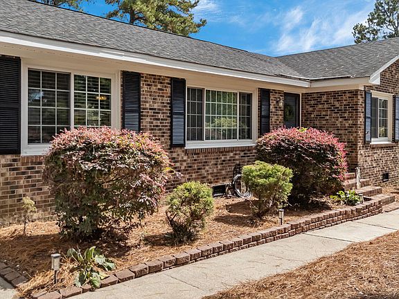 3rd image of 1404 Knollwood Drive NW