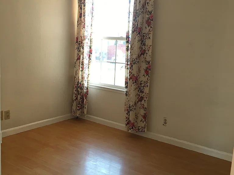 481 Gemma Dr — Photo 13