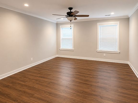 5th image of 510 Marlboro Ave