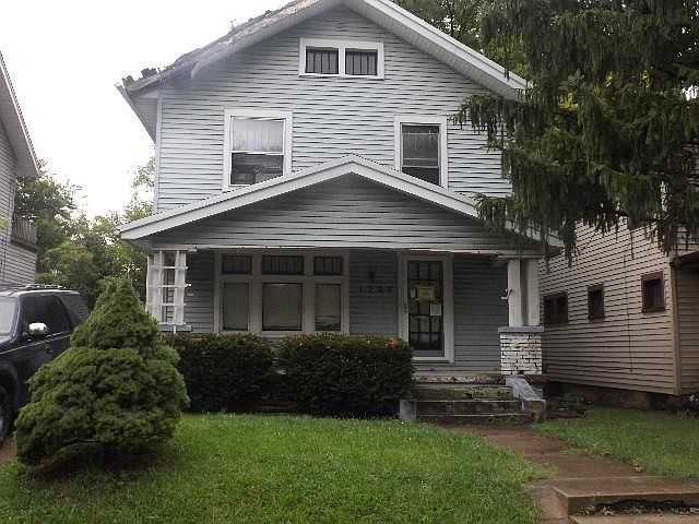 1st image of 1227 Phillips Ave