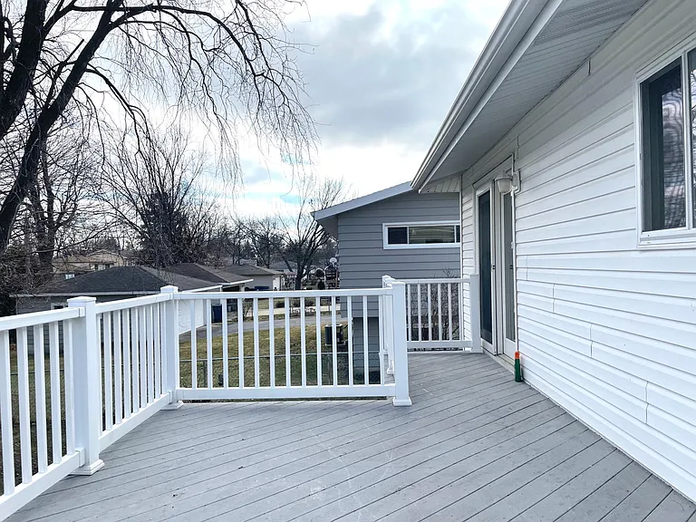837 S Iowa Ave — Photo 18