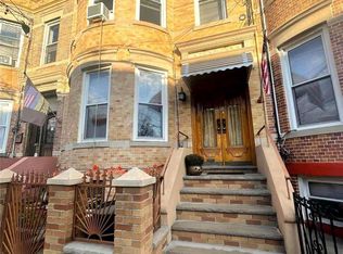 7529 61st St, Ridgewood, NY 11385