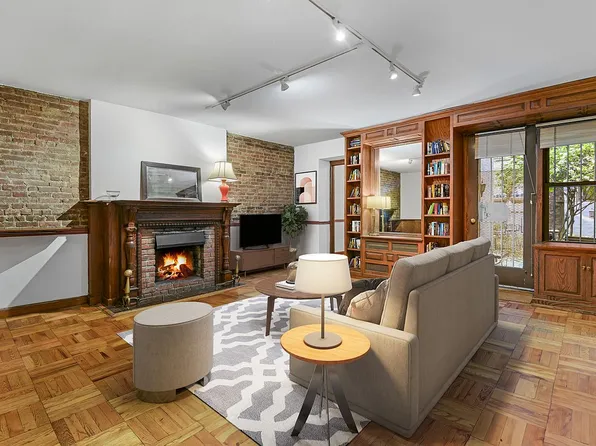 146 W 80th St, New York, NY 10024