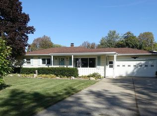 731 Sheridan Rd, Saint Joseph, MI 49085