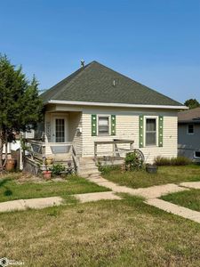 109 1st Ave, Audubon, IA, 50025