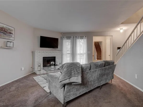 573 Sellers Pl, Henderson, NV 89011