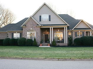 475 Winesap Rd, Duncan, SC 29334