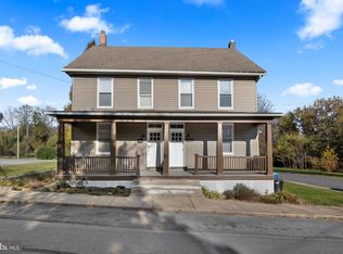 886 E Market St #890, Mount Wolf, PA 17347