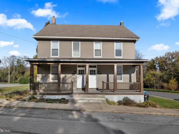 886 E Market St #890, Mount Wolf, PA 17347