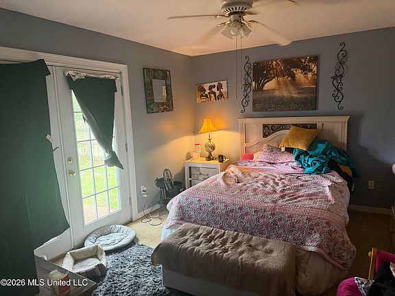 5th image of 2361B River Oaks Blvd