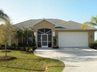 120 White Mash Ln, Rotonda West, FL 33947