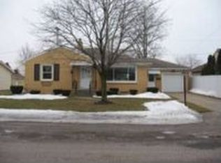 3448 W Pressler Dr, Bay City, MI 48706