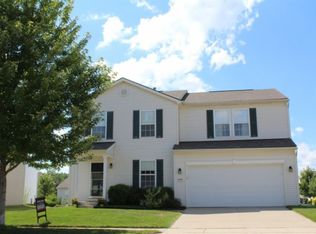 8324 Redwood Trl, Dexter, MI 48130