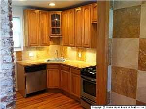 3rd image of 66 Wadsworth Ave