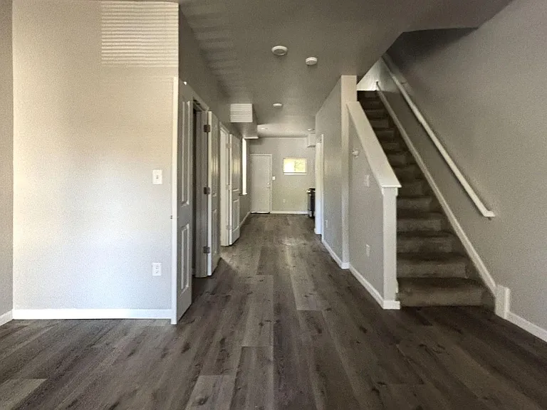 5140 W Stiles St — Photo 3