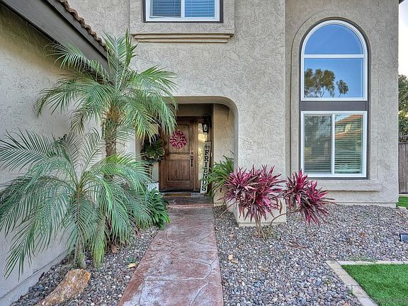 5th image of 1008 Red Oak Pl