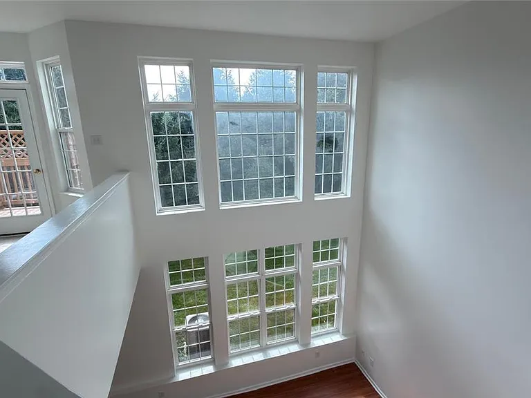 1071 King Way — Photo 26