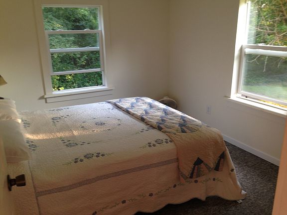 Queen Bedded room off Living Room