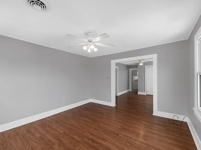 34-36 Malta Ave #2 — Photo 16