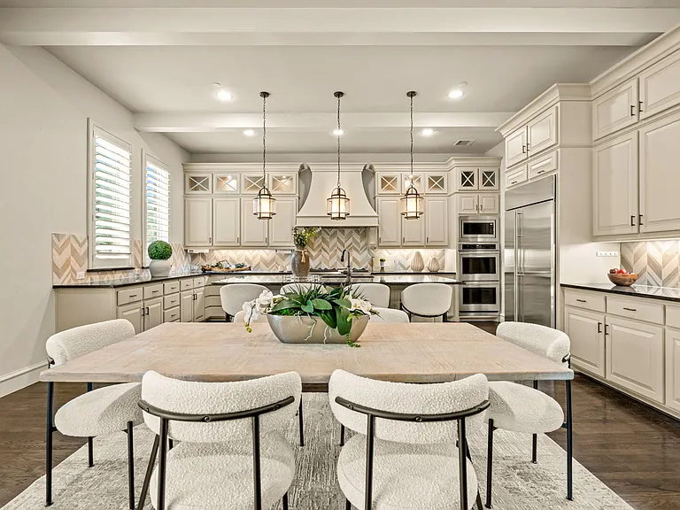 812 Lake Carillon Ln — Photo 19