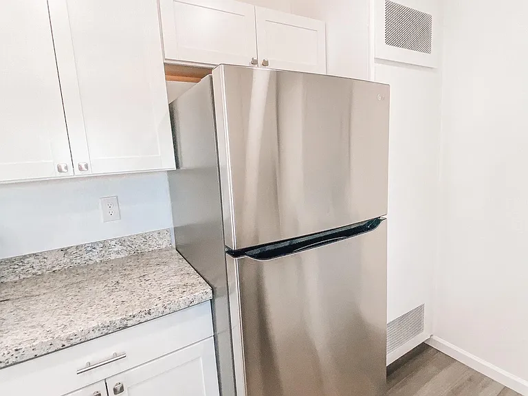 4431 Plaza Vis #D — Photo 15