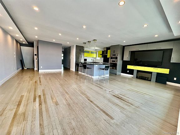 2nd image of 750 Lido Boulevard #81B