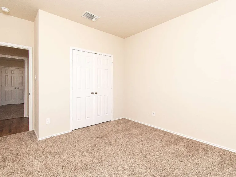 2319 Pintail Loop — Photo 10