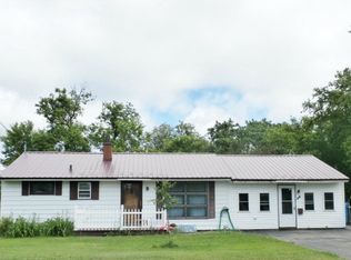 39 Hillsdale Ter, Malone, NY 12953