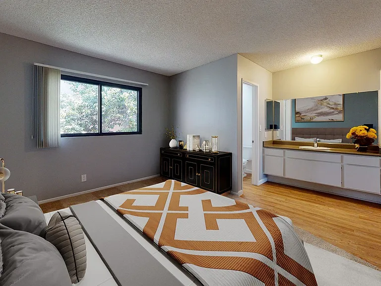 Executive House Apartments — Photo 34