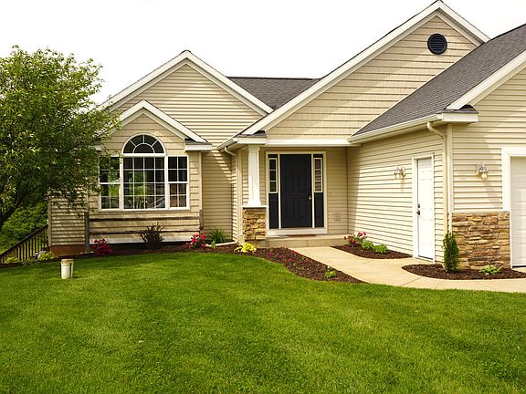 3rd image of 4701 Hemlock Ct