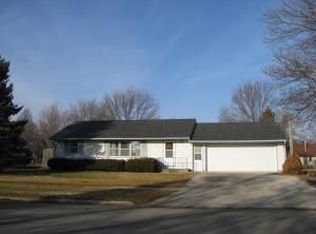 401 S Vine St, Roland, IA 50236