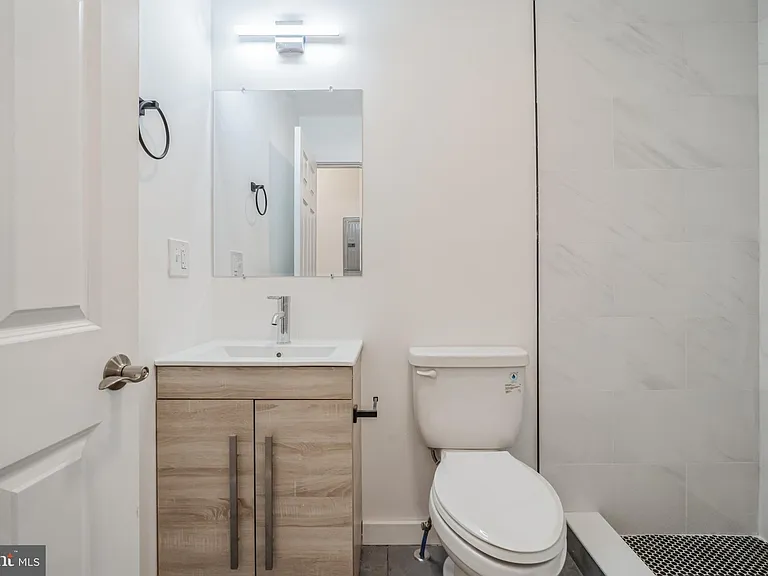 405 S 42nd St #1C — Photo 33