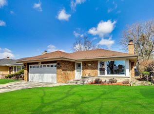 724 Austin Ave, Park Ridge, IL 60068