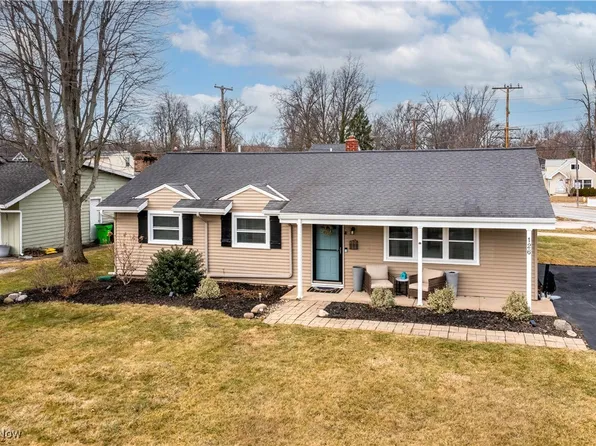 126 Beachwood Ave, Avon Lake, OH 44012