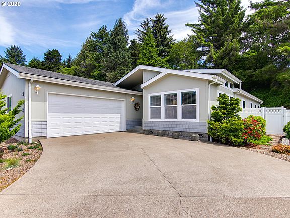2nd image of 4382 SE Heron Loop