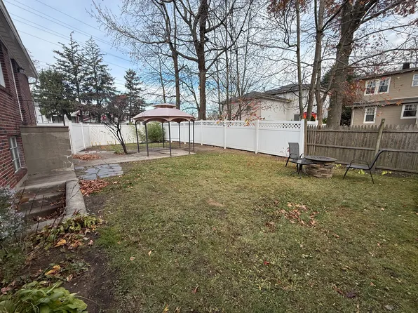 822 Kingsland Lane image 12 of 13