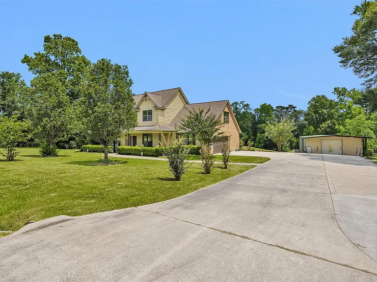 21 Ranch Rd — Photo 2