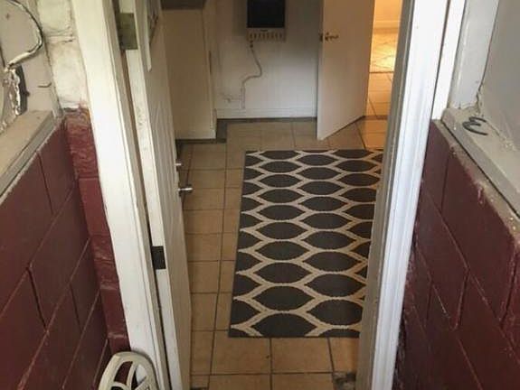 2nd image of 308 E 15th St APT C