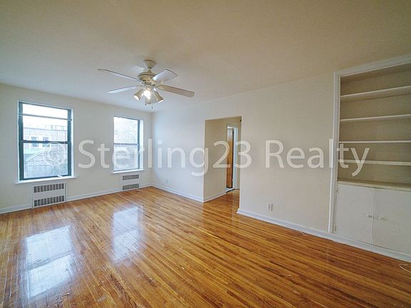 2nd image of 3123 47th St APT 1H