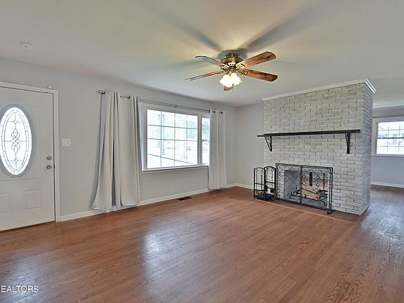 4th image of 4622 Mildred Dr