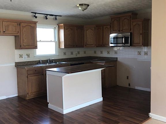 4th image of 19 N Herrington Way
