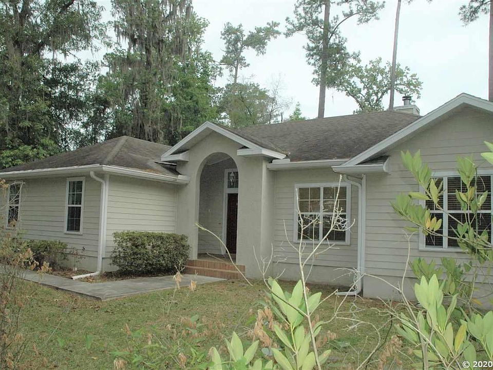 1st image of 2340 NW 16th Ave