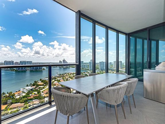 5th image of 18555 Collins Ave APT 2503