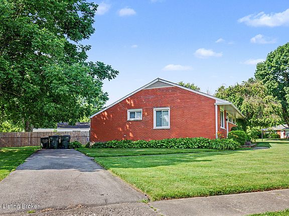 4th image of 3401 Calais Dr