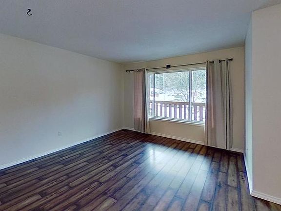5th image of 309 Boutin Ave #1A