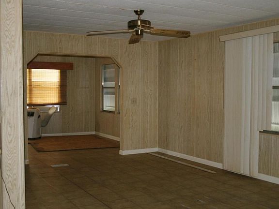 5th image of 7094 SE Bluebird Cir