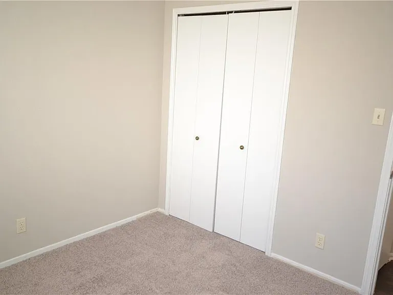 1105 Green Valley Cv — Photo 15